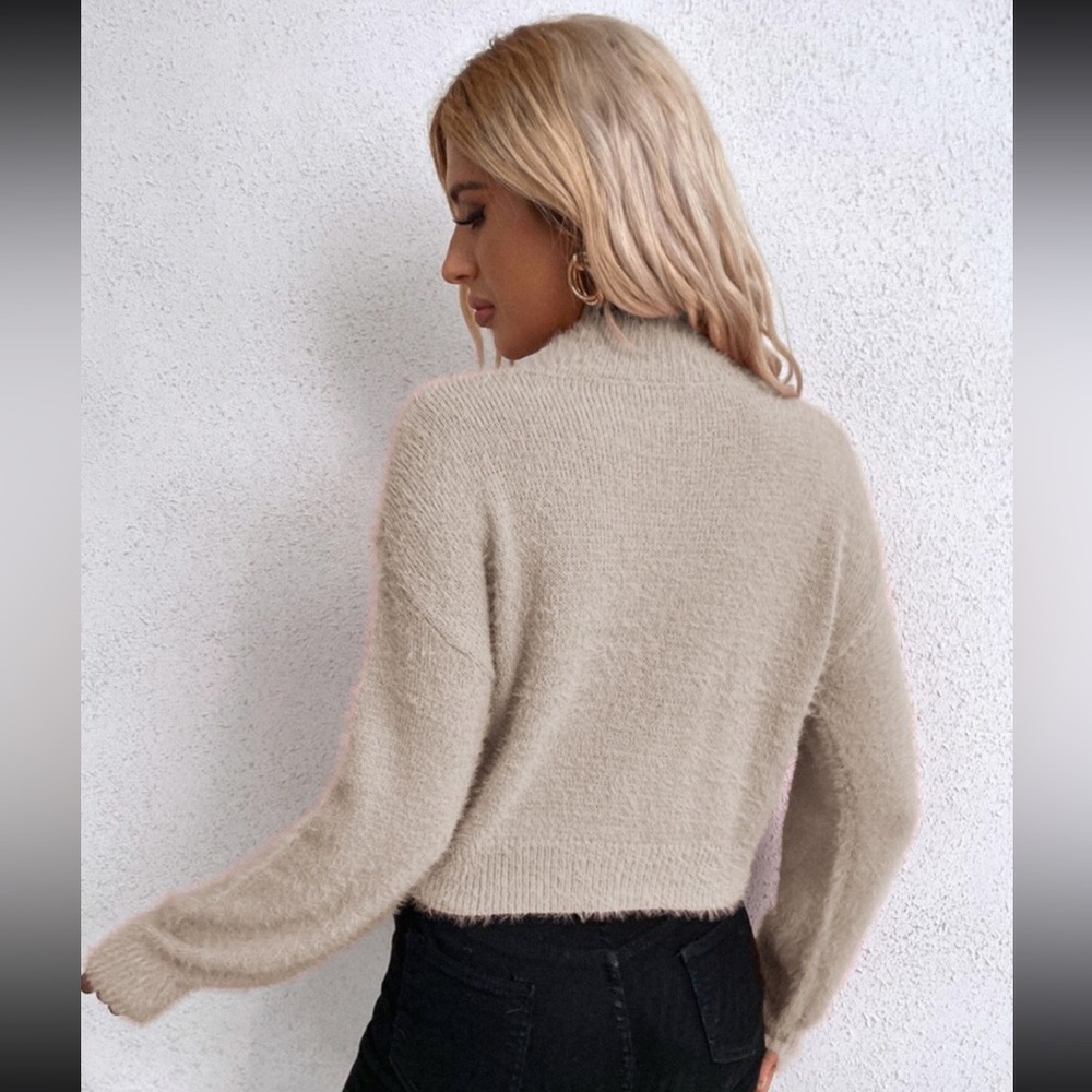 Cream sweater - Picture 2 of 2